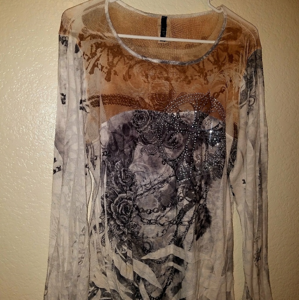 Long sleeve shirt